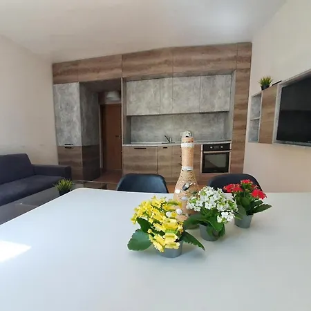 In Atlantic Apartamento Pomorie