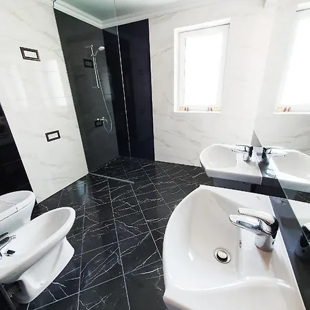 In Atlantic Apartamento Pomorie